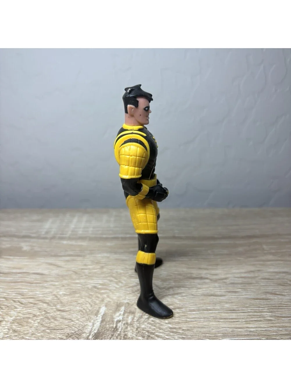 Vintage Kenner Batman The Animated Series Robin Action Figure Black Yellow 90s